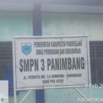 Pada hal juga ia seorang kepala Sekolah, kok bisa gaya jahat di pakai di sekolah.