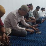 Tidak sertamerta ini adalah sebagai wujud penghormatan kita kepada anggota PWI.