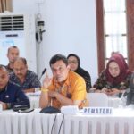 Oknum Polisi sempat adu mulut dengan foto yang diduga mendukuing salah satu pasang calon.