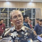 Tujuh penjabat Pemprop Bengkulu di tangkap oleh Tim KPK. Tujuh penjabat Pemprop Bengkulu di tangkap oleh Tim KPK.