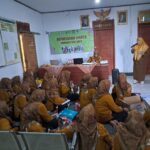 Kades Lemo tentang pelayanan pada masyarakat tetap berjalan, sesuai pelayanan. Kades Lemo tentang pelayanan pada masyarakat tetap berjalan, sesuai pelayanan.