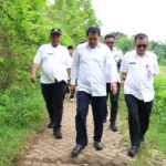 Bupati Tangerang Tinjau Jembatan Pertanian di Desa Badak Anom Sindang Jaya. Bupati Tangerang Tinjau Jembatan Pertanian di Desa Badak Anom Sindang Jaya.