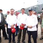 Bupati Tangerang Hadiri Pengecekan Logistik Pengiriman Bantuan PMI Untuk Korban Banjir Sumatera.