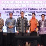 Dalam merumuskan kebijakan dan menerima masukan bagaimana membentuk kebijakan yang akan dirancang.